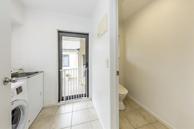 Photo of property in 23 Puma Drive, Golflands, Auckland, 2013