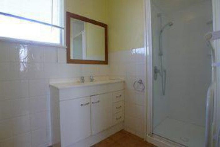 Photo of property in 83 Sunderlands Road, Half Moon Bay, Auckland, 2012