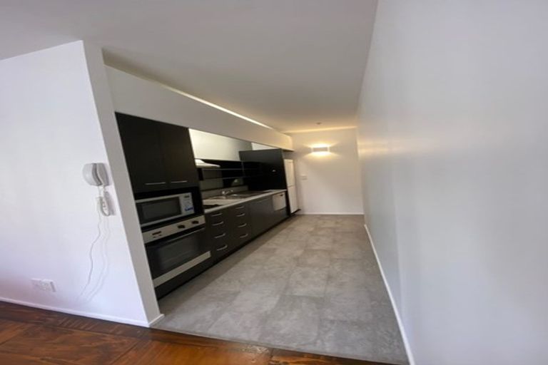 Photo of property in St Peters Apartments, 1b/192 Willis Street, Te Aro, Wellington, 6011