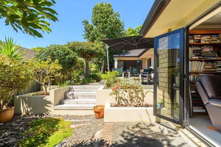 Photo of property in 5 Sabana Place, Bethlehem, Tauranga, 3110