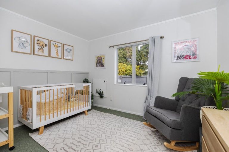 Photo of property in 11 Purcell Place, Melville, Hamilton, 3206