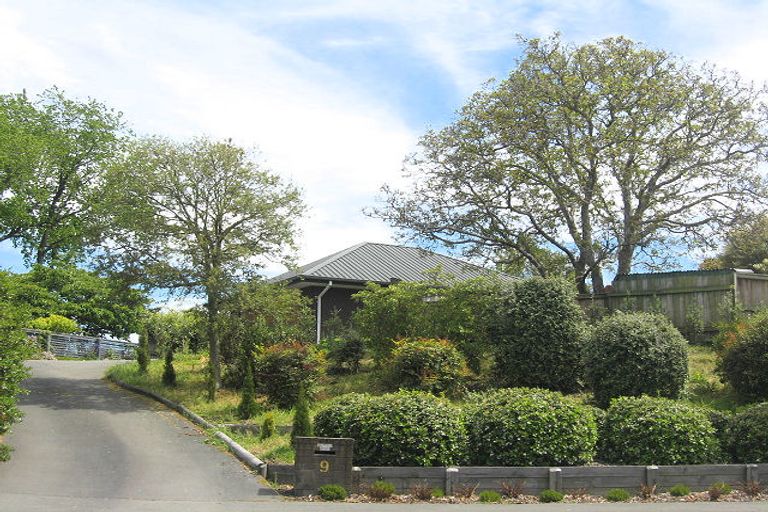 Photo of property in 9 Oregon Place, Burwood, Christchurch, 8061