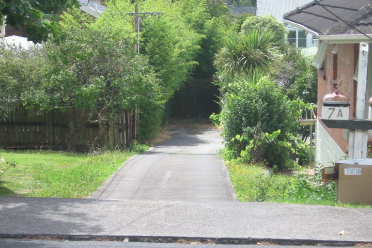 Photo of property in 1/7a Corunna Road, Milford, Auckland, 0620