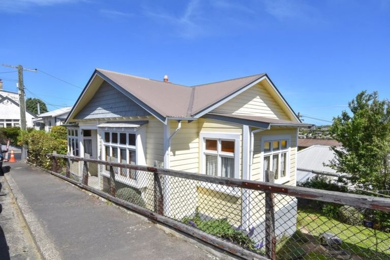 Photo of property in 1 Henderson Street, Mornington, Dunedin, 9011