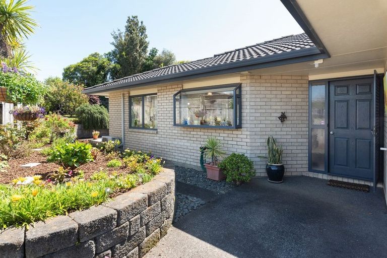 Photo of property in 11 Oakridge Drive, Kerikeri, 0230