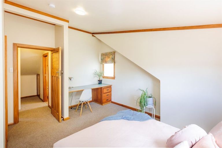 Photo of property in 247 College Street, West End, Palmerston North, 4412