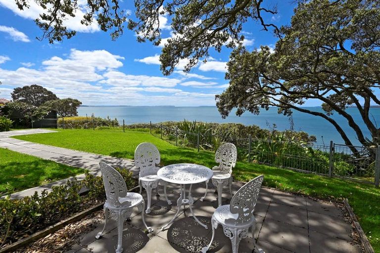 Photo of property in 2/21 Clifton Road, Hauraki, Auckland, 0622