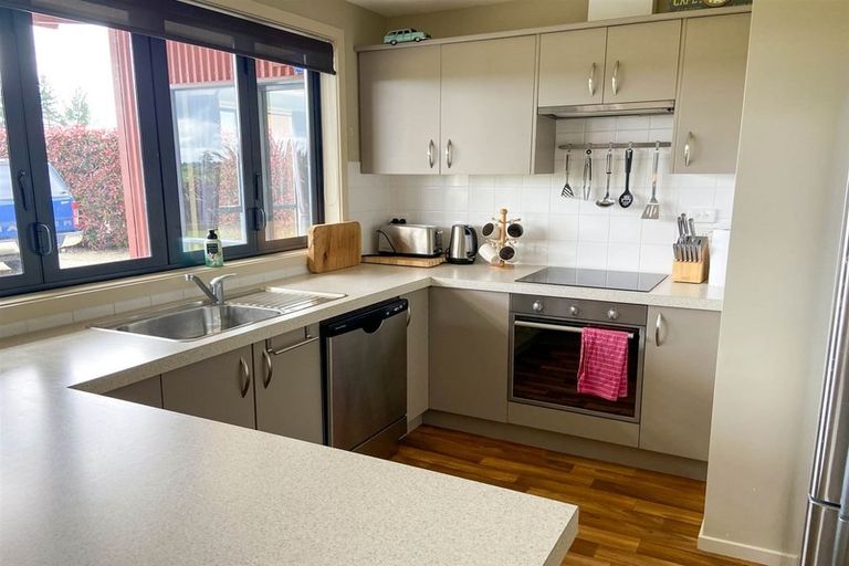 Photo of property in 103 Cashmere Bay Road, Moana, 7875