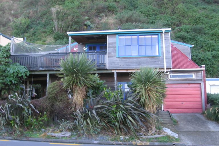 Photo of property in 29 Moana Road, Plimmerton, Porirua, 5026
