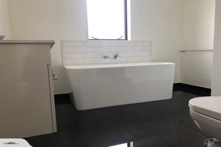 Photo of property in 6 Ashbourne Street, Burnside, Christchurch, 8053