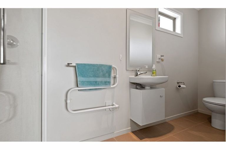 Photo of property in 35/64 Kawaha Point Road, Kawaha Point, Rotorua, 3010