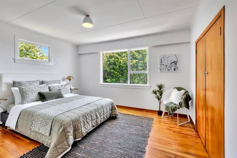 Photo of property in 9a Brois Street, Frankleigh Park, New Plymouth, 4310