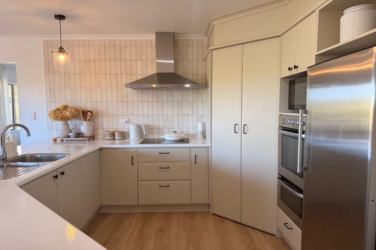 Photo of property in 28 Tuscany Place, Ohauiti, Tauranga, 3112