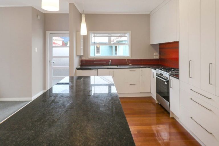 Photo of property in 16a Cressy Street, Waterloo, Lower Hutt, 5011