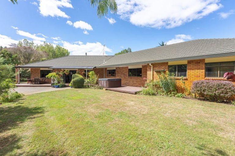 Photo of property in 21 Emma Drive, Manakau, Levin, 5573