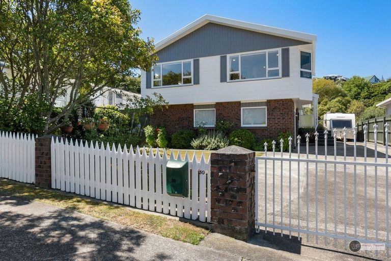 Photo of property in 30 Viewmont Drive, Harbour View, Lower Hutt, 5010