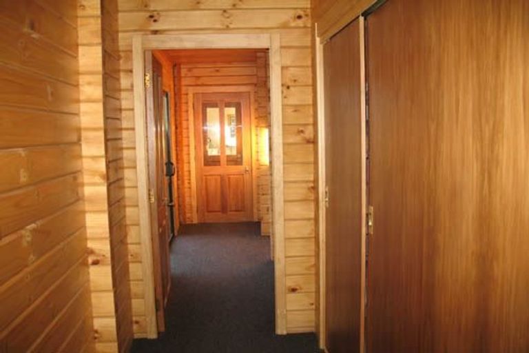 Photo of property in 277 Gully Road, Happy Valley, Tuatapere, 9691