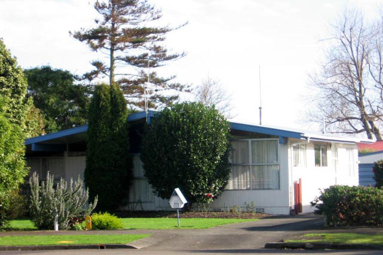 Photo of property in 11 Austin Place, Awapuni, Palmerston North, 4412