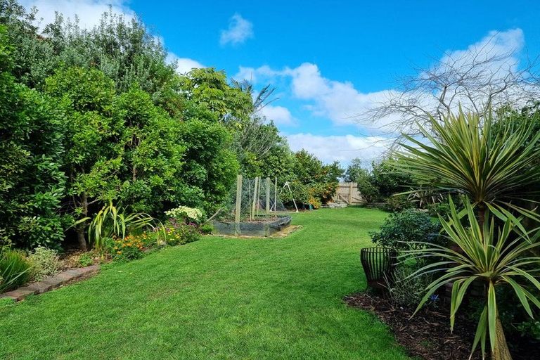 Photo of property in 17 Domain Road, Onerahi, Whangarei, 0110