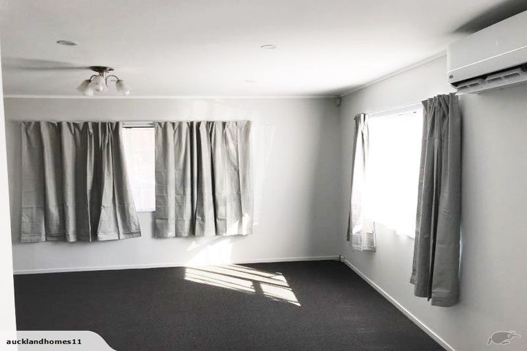 Photo of property in 23 Addison Drive, Glendene, Auckland, 0602