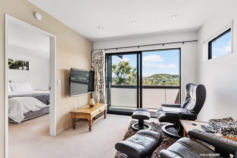 Photo of property in 6 Clark Street, Khandallah, Wellington, 6035