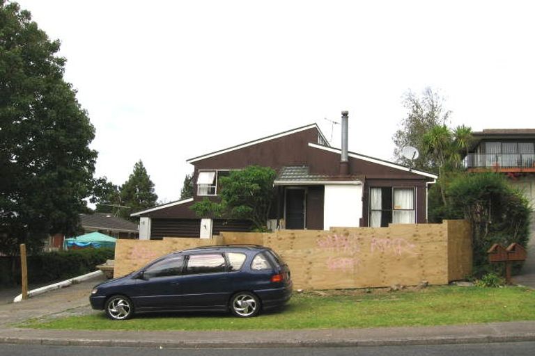 Photo of property in 1/34 Glamorgan Drive, Torbay, Auckland, 0630