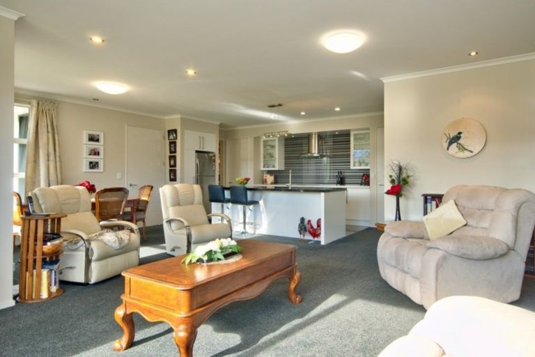 Photo of property in 10 Coburn Place, Lake Hayes, Queenstown, 9304