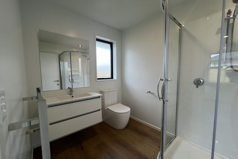 Photo of property in 25 Bill Hammond Drive, Belfast, 8051