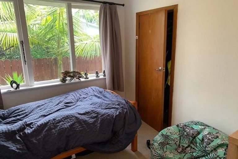 Photo of property in 1/34a Tomo Street, New Lynn, Auckland, 0600