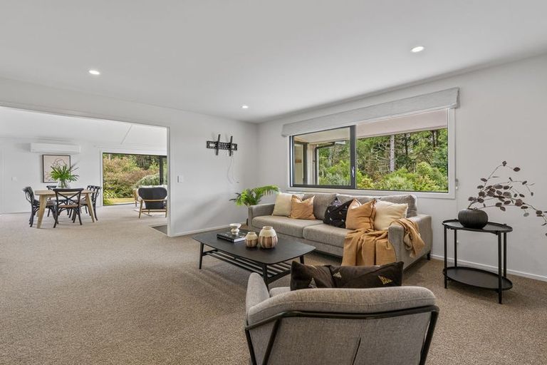 Photo of property in 55 Stewart Glen, Acacia Bay, Taupo, 3385