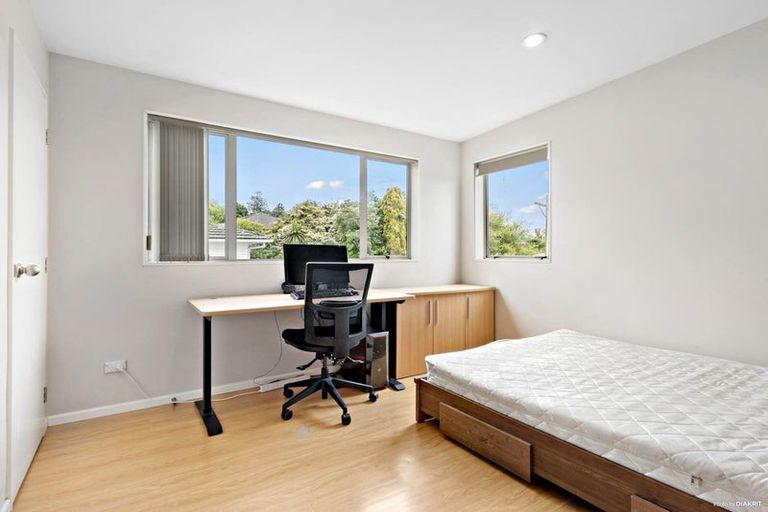 Photo of property in 184 Archers Road, Glenfield, Auckland, 0629