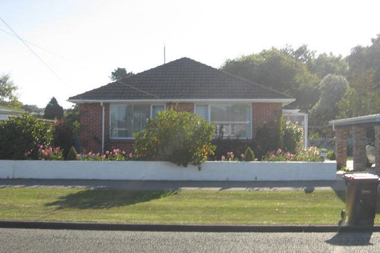 Photo of property in 12 Athol Place, Highfield, Timaru, 7910
