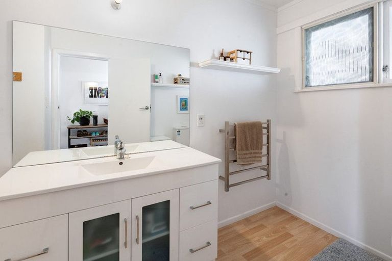 Photo of property in 202 The Terrace, Thames, 3500