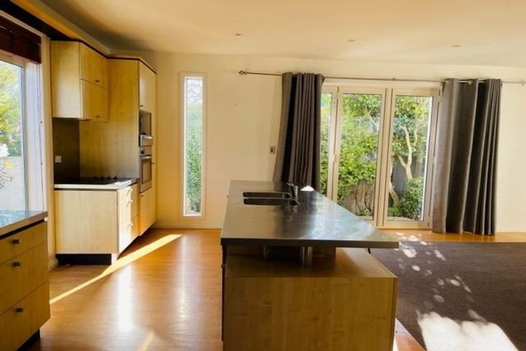 Photo of property in 10 Cheltenham Street, Merivale, Christchurch, 8014