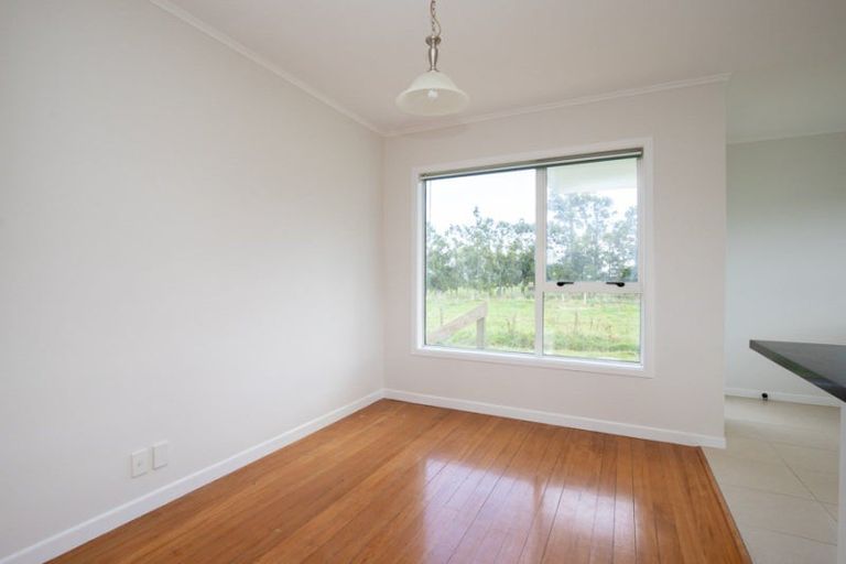 Photo of property in 24 Wharf Road, Kerepehi, Paeroa, 3671