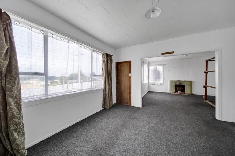 Photo of property in 34 Stafford Street, Patea, 4520