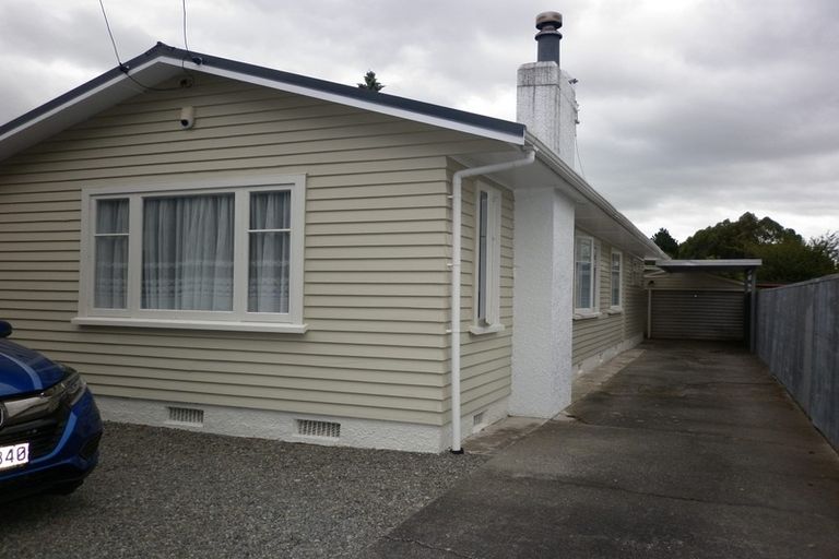 Photo of property in 21 Philip Street, Carterton, 5713