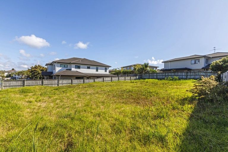 Photo of property in 74 Killybegs Drive, Pinehill, Auckland, 0632