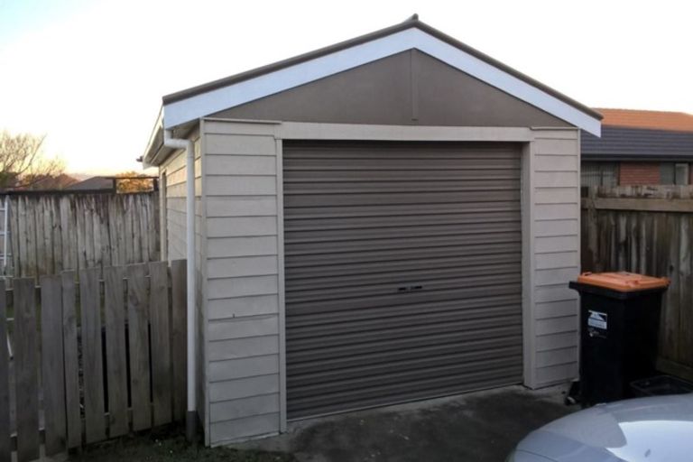 Photo of property in 98 Roberts Line, Kelvin Grove, Palmerston North, 4414