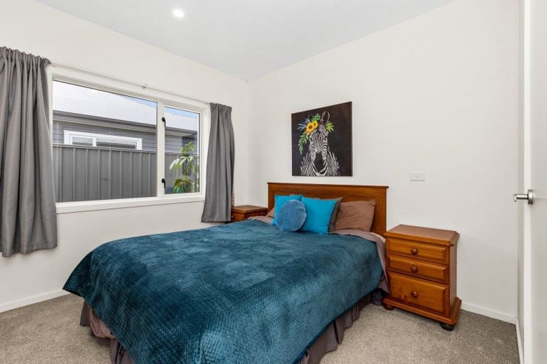 Photo of property in 32 Kaituna Place, Te Awa, Napier, 4110