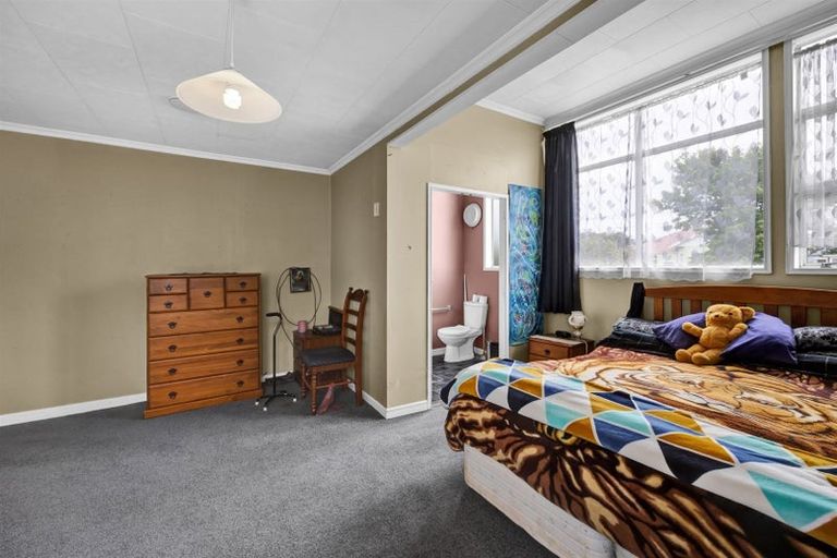 Photo of property in 115 Victoria Street, Hawera, 4610