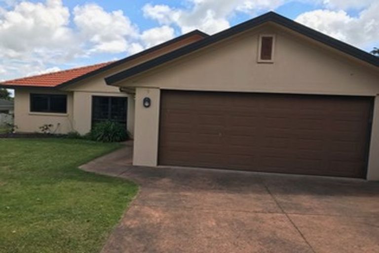 Photo of property in 15 Bayvista Close, Welcome Bay, Tauranga, 3112