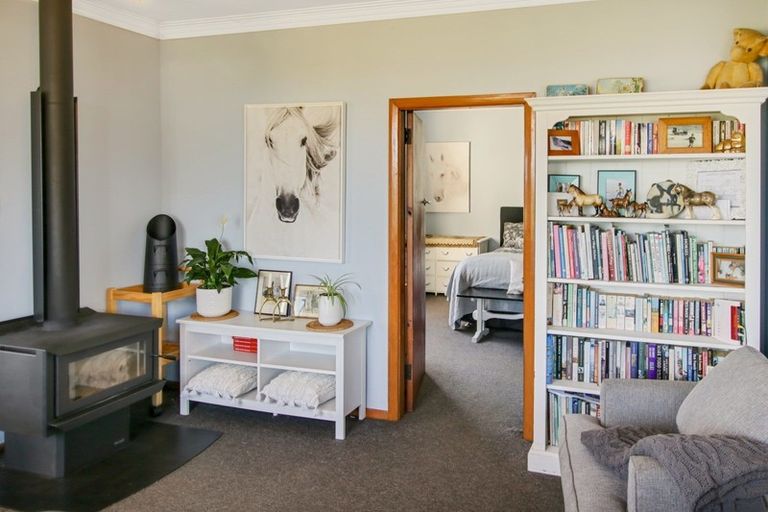 Photo of property in 82 Himatangi Beach Road, Himatangi, Foxton, 4891