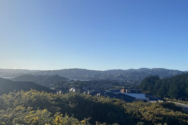 Photo of property in 23 Schooner Drive, Whitby, Porirua, 5024