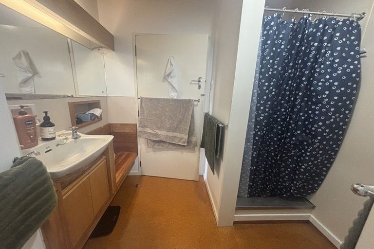 Photo of property in 108a Williams Street, Cambridge, 3434