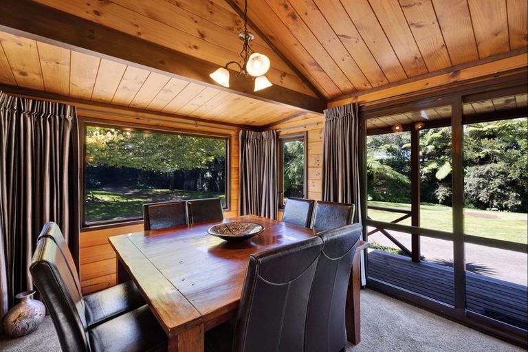 Photo of property in 1760 Mountain Road, Inglewood, 4386