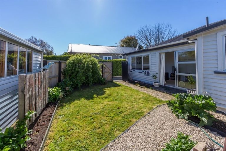 Photo of property in 17 Bletsoe Avenue, Spreydon, Christchurch, 8024