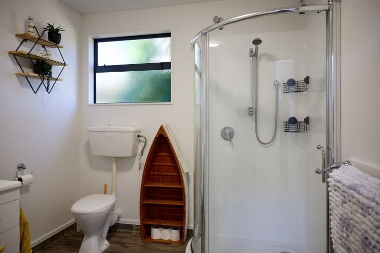 Photo of property in 17 Kotare Place, South Bay, Kaikoura, 7300