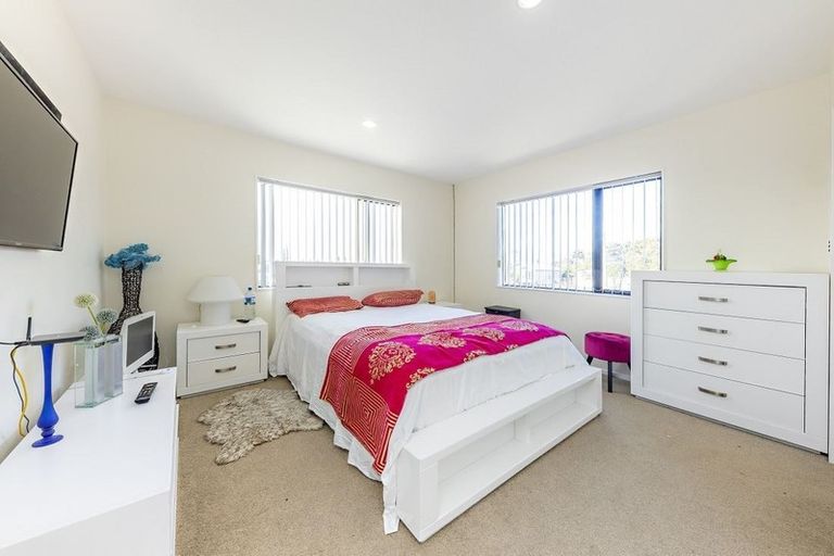 Photo of property in 20a Driver Road, Mangere East, Auckland, 2024