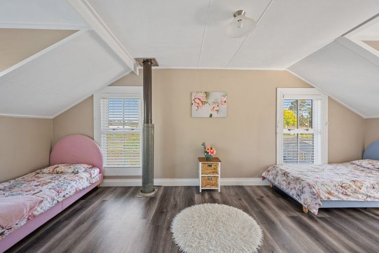 Photo of property in Dippers Halll, 28 Bell Street, Otane, 4202